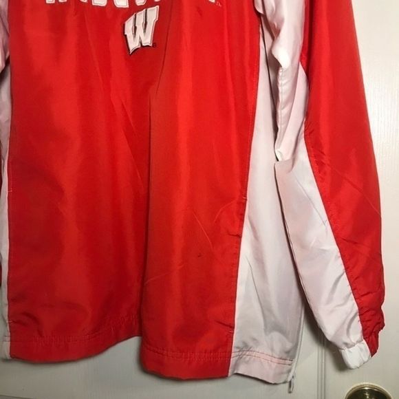 University of Wisconsin Vintage Red Half Zip Windbreaker SZ: L - Picture 4 of 7